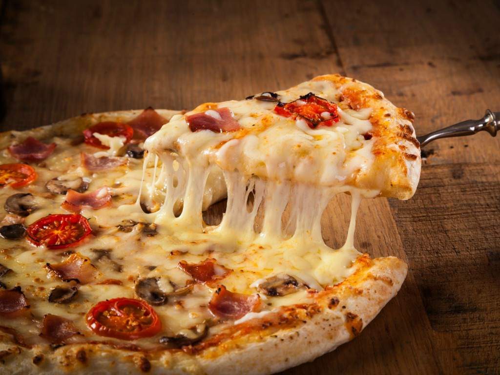 Pizza Mussarela